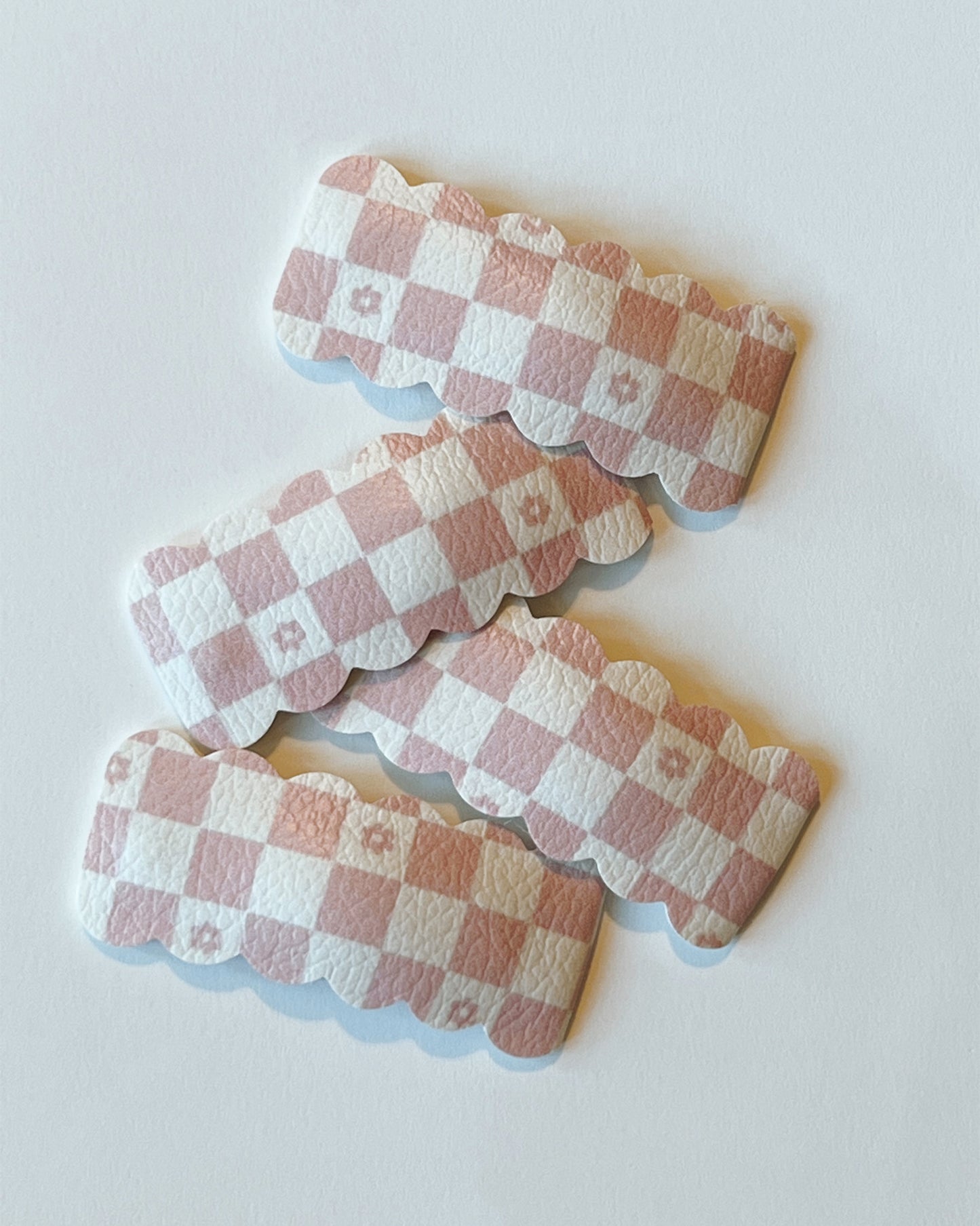 Check Yourself Scalloped Hair Clip